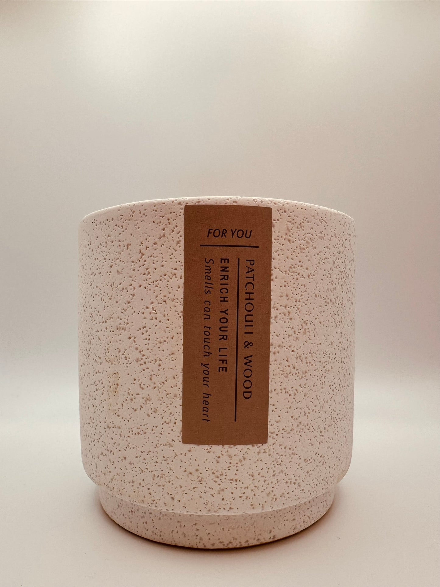 Bougie en grès - Patchouli & Bois